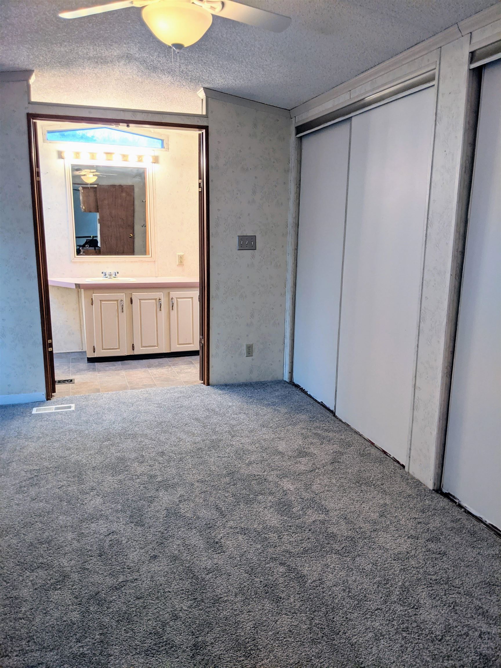 76 Riverview Drive Rochester, NH 03867 - Photo 7 of 12