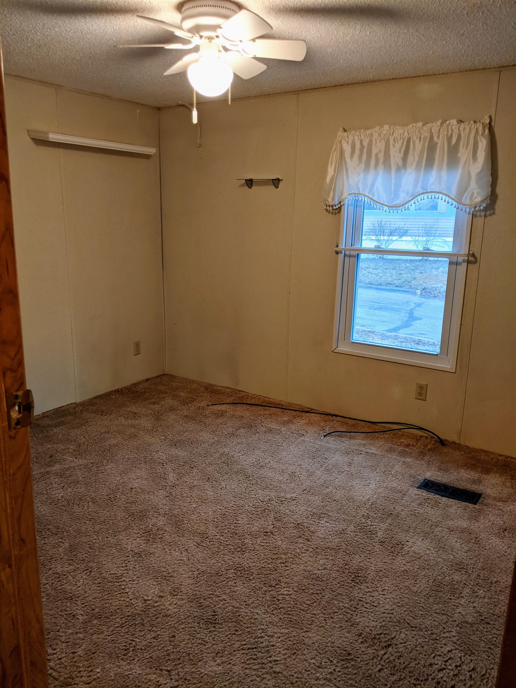 76 Riverview Drive Rochester, NH 03867 - Photo 10 of 12