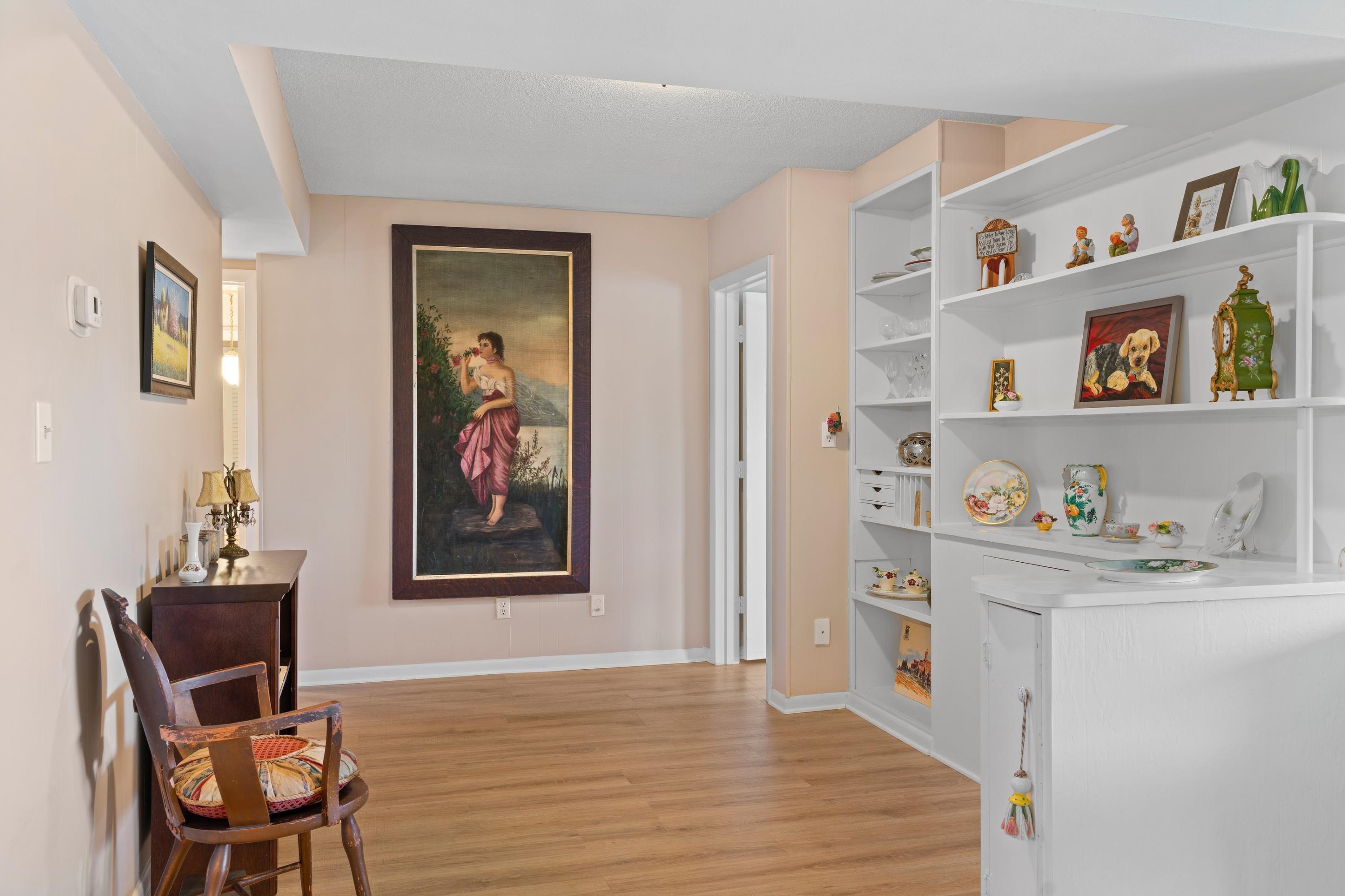 15 Southeast 13th Street, Unit B2 Boca Raton, FL 33432 - Photo 12 of 24 Foyer