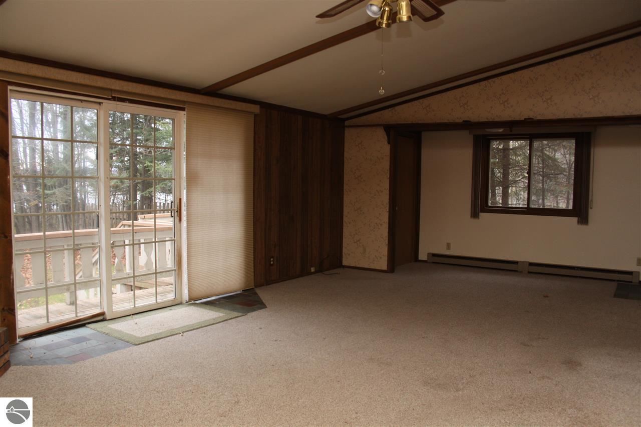 5333 Sylvan Point Road Honor, MI 49640 - Photo 24 of 33 1792289-23.JPG