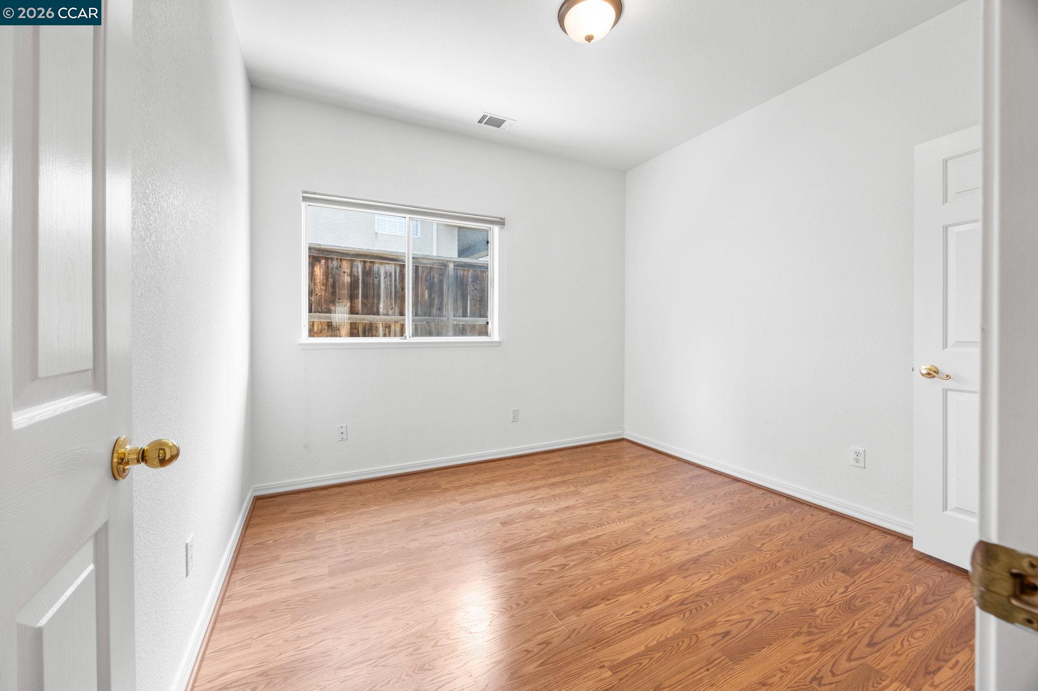 1402 Legend Circle Vallejo, CA 94591 - Photo 19 of 40