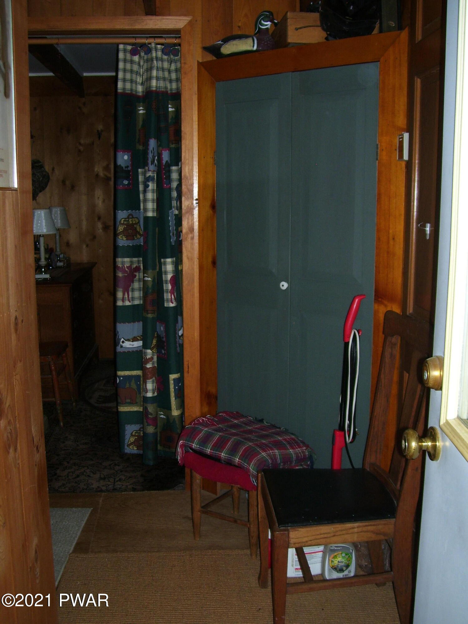 352 North Shore Road Greentown, PA 18426 - Photo 24 of 46 Rear Entry