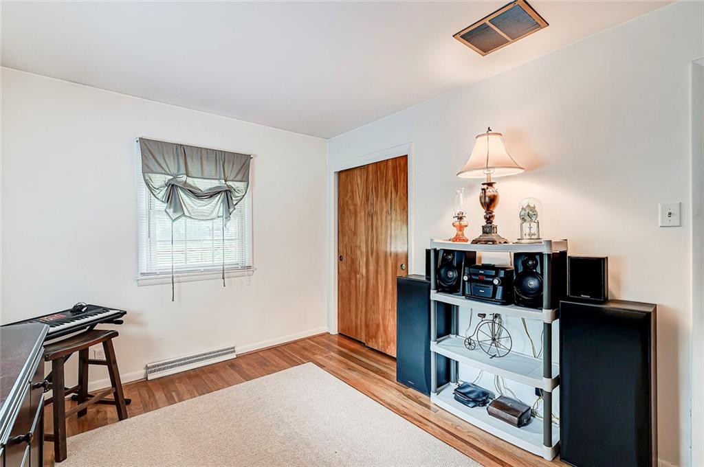 220 East Waterbury Road Indianapolis, IN 46227 - Photo 13 of 40 Gallery Image 13
