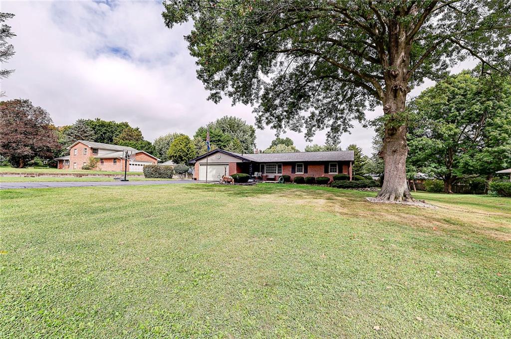 220 East Waterbury Road Indianapolis, IN 46227 - Photo 4 of 40 Gallery Image 4