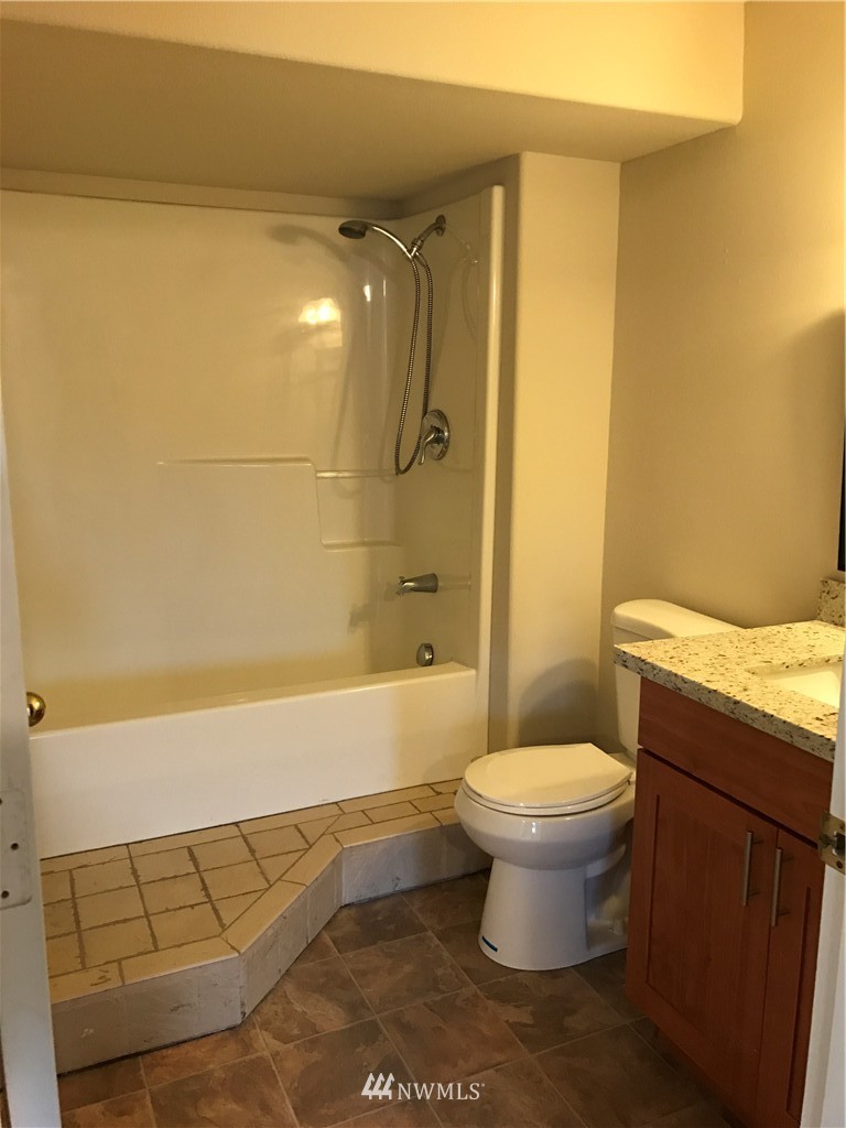 24401 Miller Bay Road Northeast Poulsbo, WA 98370 - Photo 17 of 22