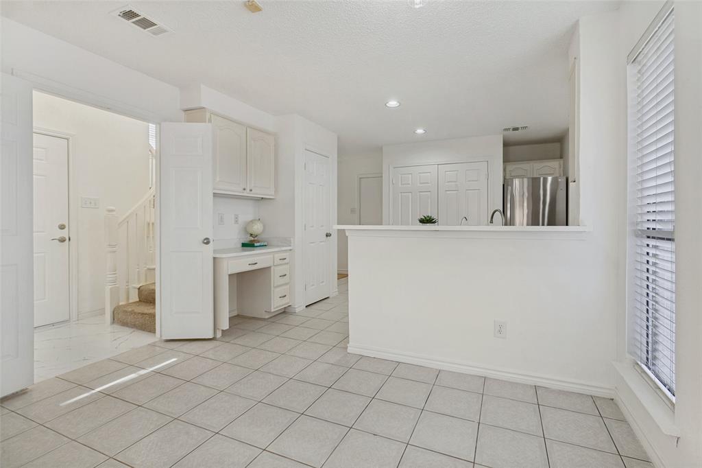 703 Rams Court Richardson, TX 75081 - Photo 9 of 19 Gallery Image 9