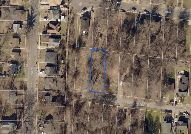 $7,800 | 274 West McKellar Avenue, Memphis, TN 38109