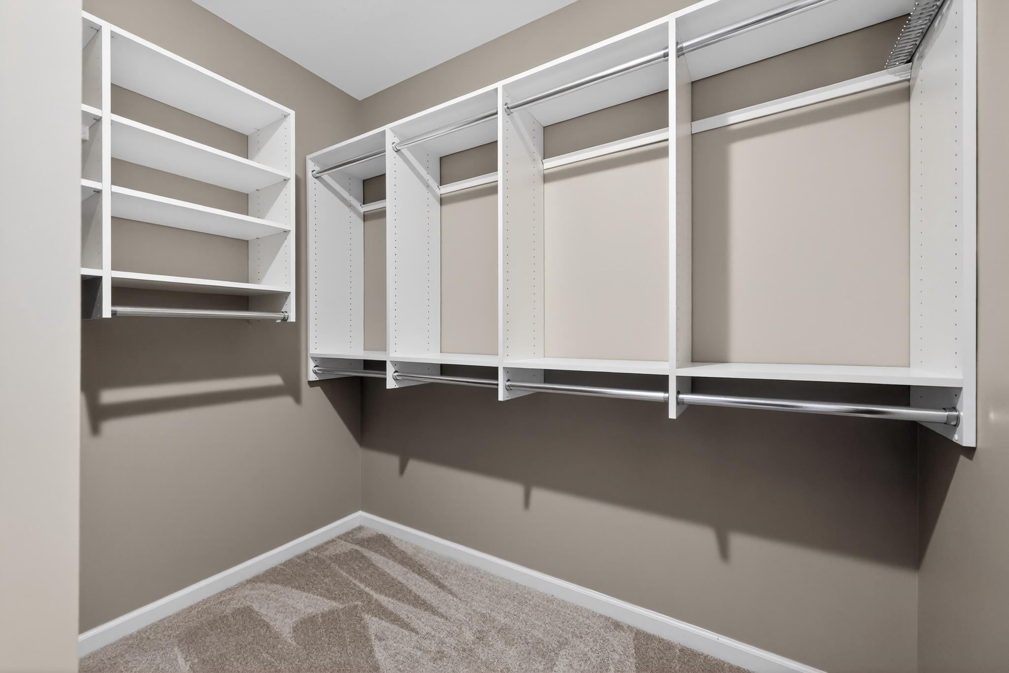 3333 Pietro Way Philadelphia, PA 19145 - Photo 14 of 23 Primary walk in closet
