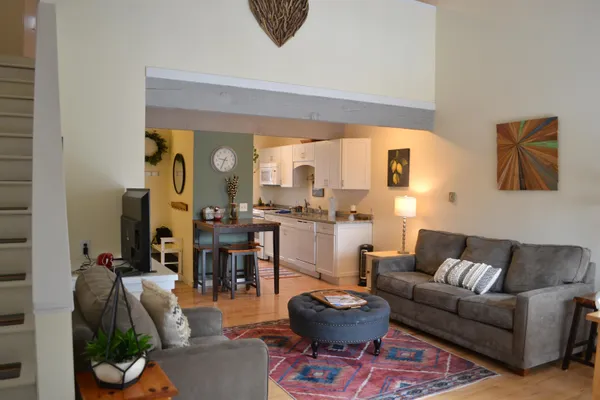 $299,900 | 105 Williams Lane, Unit C, Hartford, VT 05059