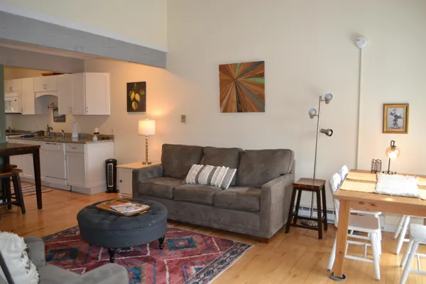 $299,900 | 105 Williams Lane, Unit C, Hartford, VT 05059