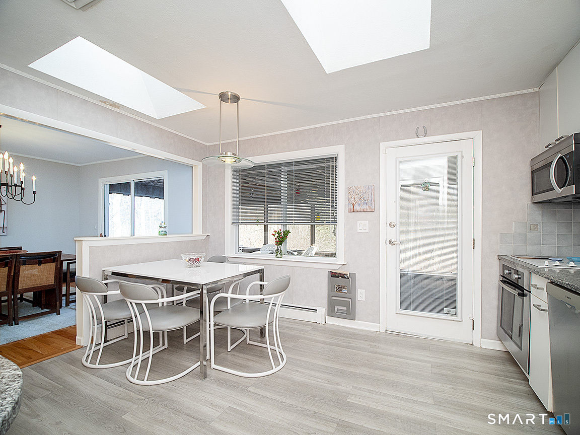 763 Woodruff Road Milford, CT 06461 - Photo 8 of 38