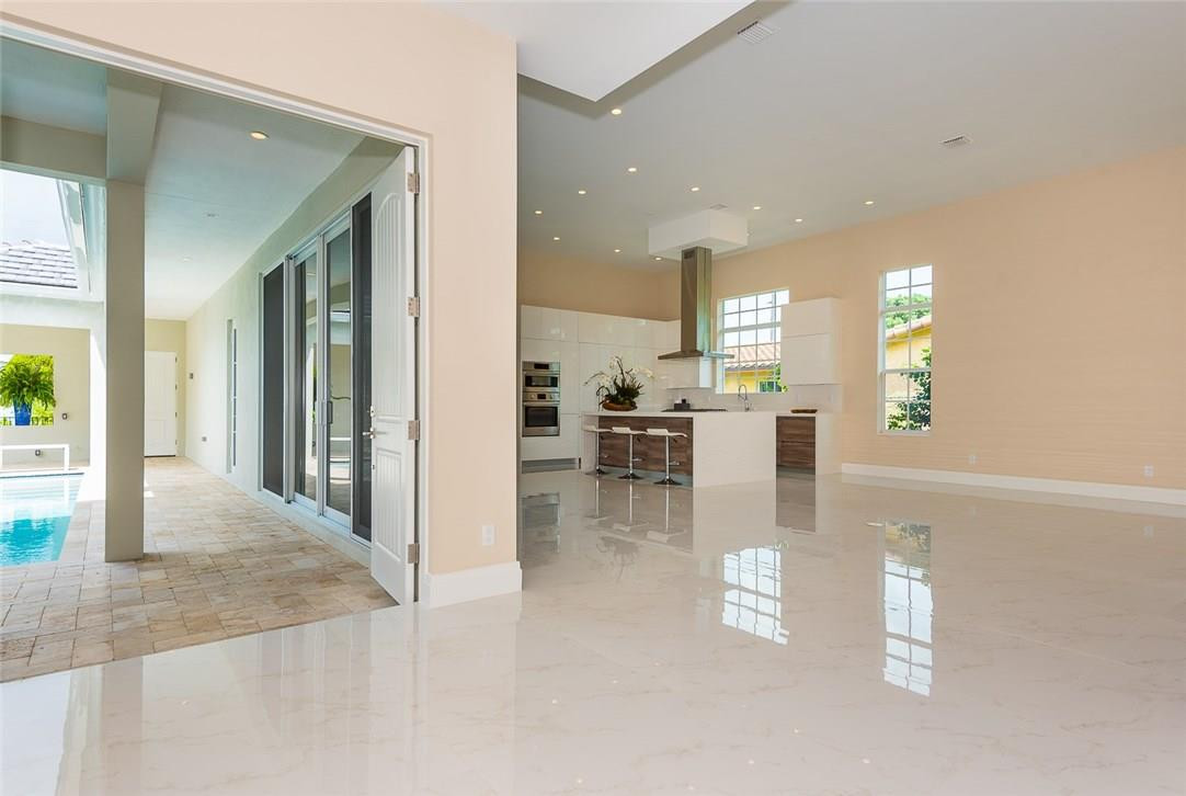 200 Northeast 3rd Avenue Boca Raton, FL 33432 - Photo 32 of 65 ENTRY FOYER