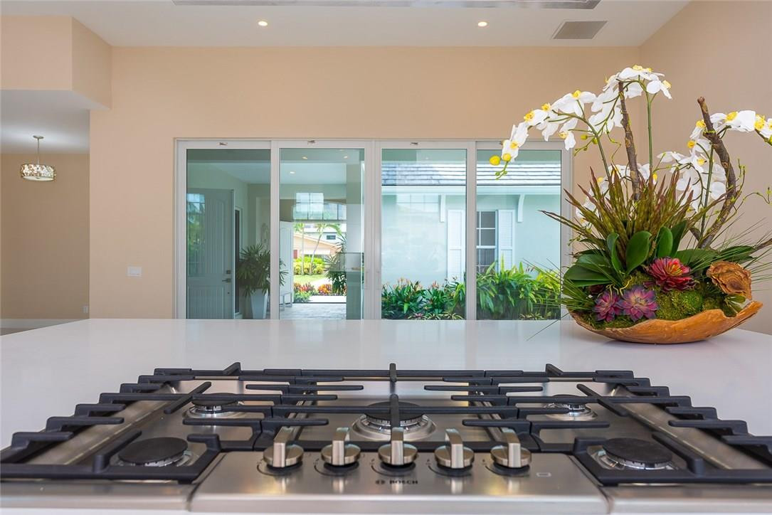 200 Northeast 3rd Avenue Boca Raton, FL 33432 - Photo 36 of 65 GOURMET GAS COOKTOP