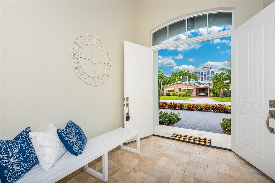 200 Northeast 3rd Avenue Boca Raton, FL 33432 - Photo 6 of 65 MAIN ENTRANCE LOOKING OUT