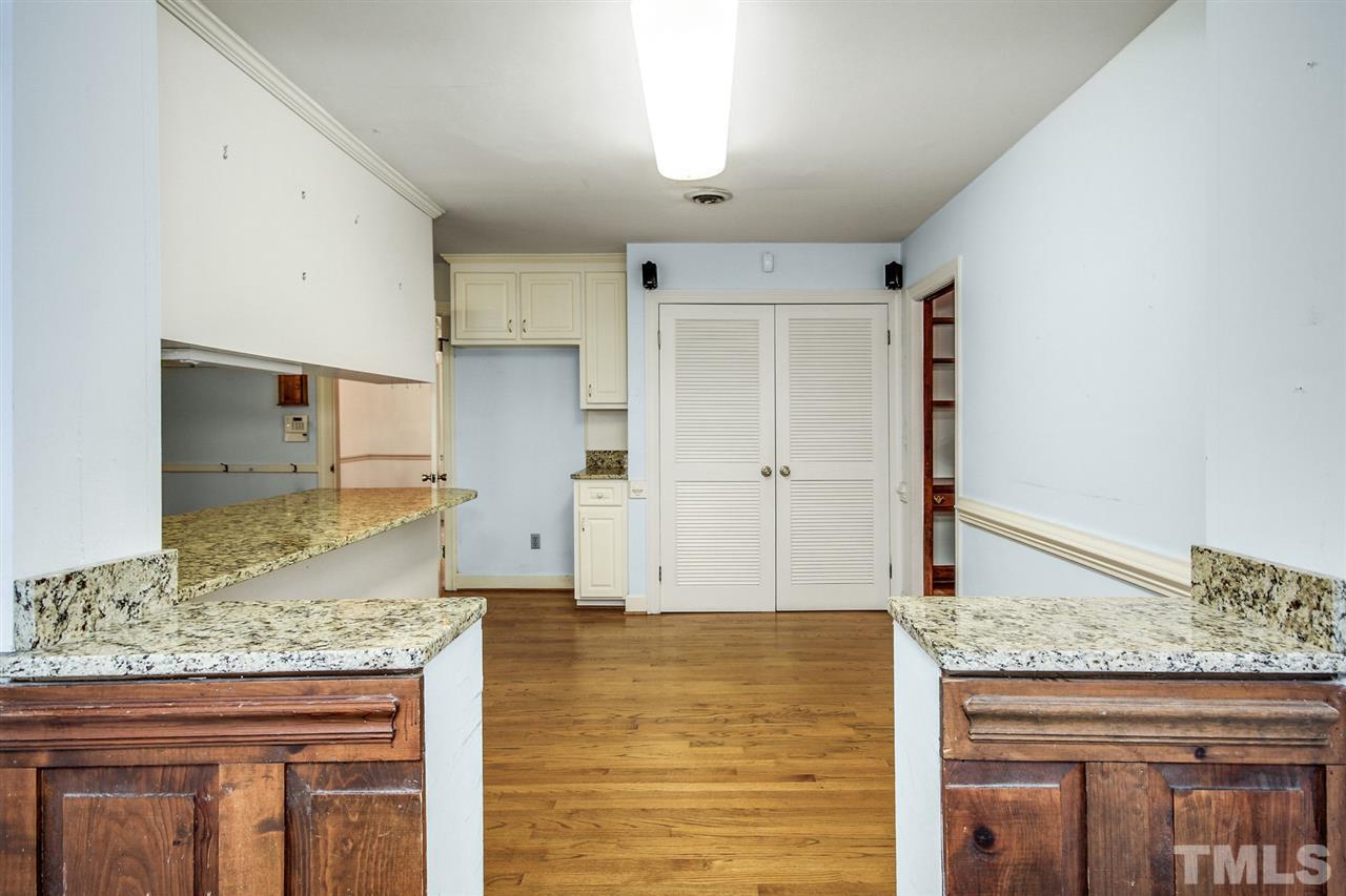 2205 Nancy Ann Drive Raleigh, NC 27607 - Photo 10 of 30
