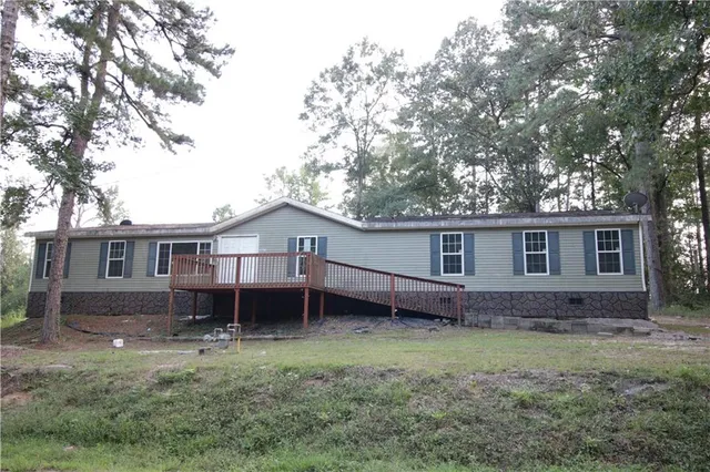 $108,560 | 2521 Grays Creek Road, Dry Prong, LA 71423