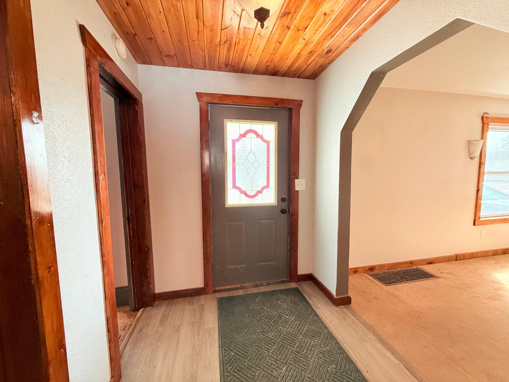 715 North Stevens Street Rhinelander, WI 54501 - Photo 3 of 27 Gallery Image 3
