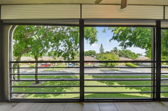 $2,060 | 5040 Rose Hill Drive, Unit 206, Boynton Beach, FL 33437