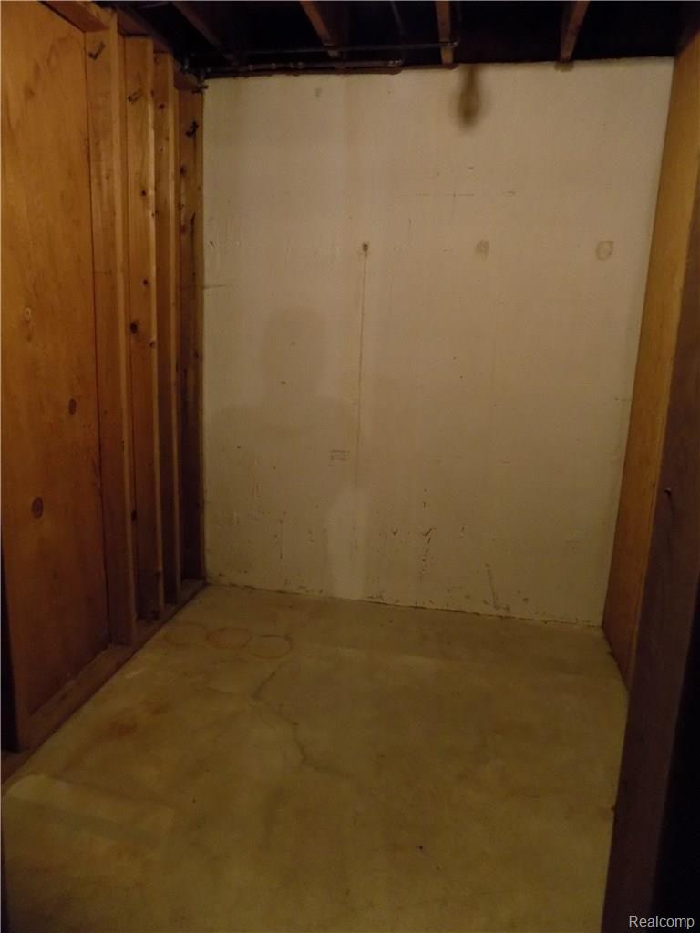 1139 Tienken Court, Unit 226 Rochester, MI 48306 - Photo 16 of 18 Common Basement Storage Unit