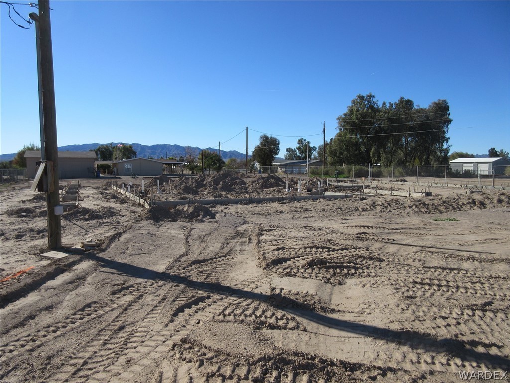 10225 South Empire Road Mohave Valley, AZ 86440 - Photo 2 of 4