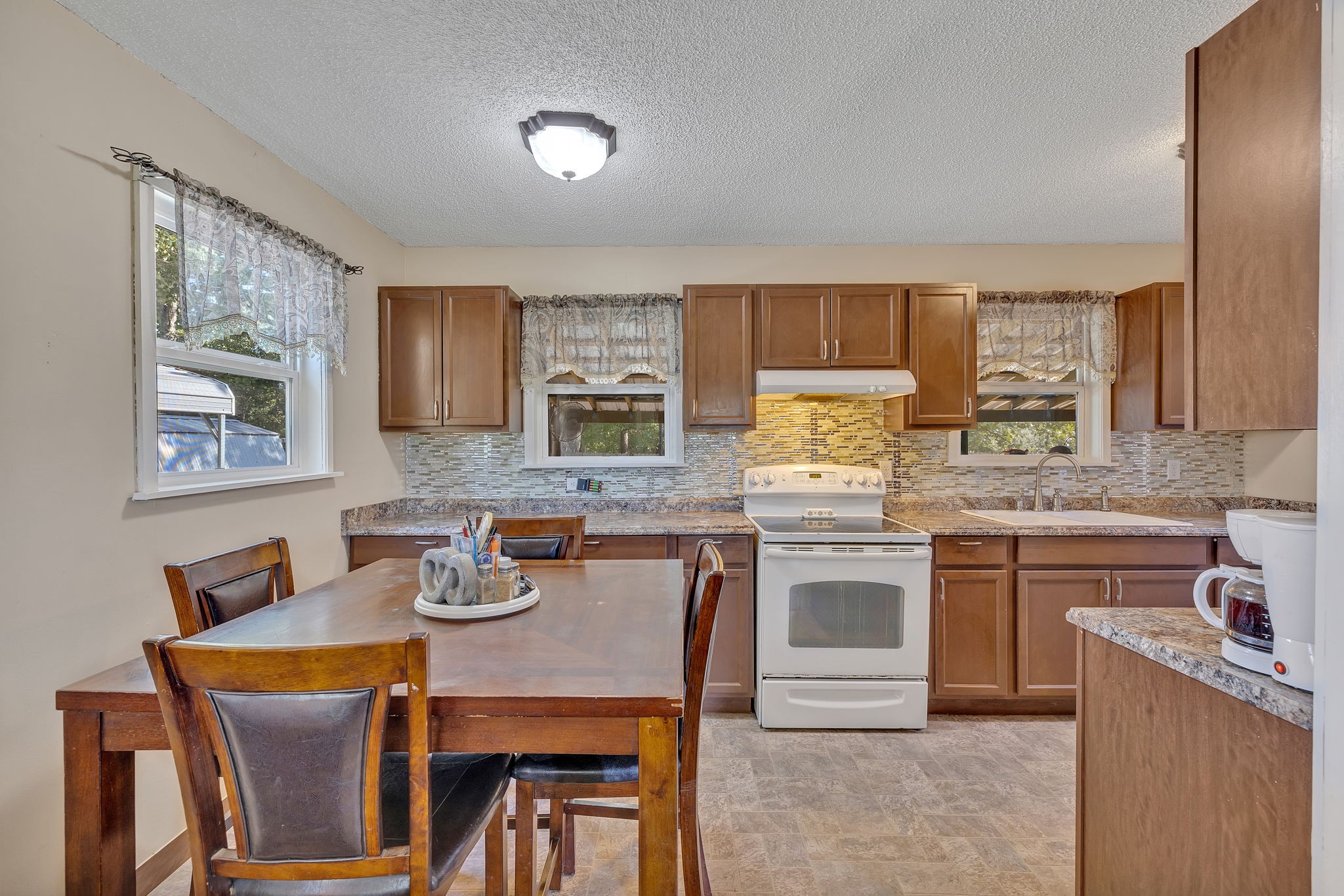 117 Rockhouse Road Hohenwald, TN 38462 - Photo 13 of 30 Gallery Image 13