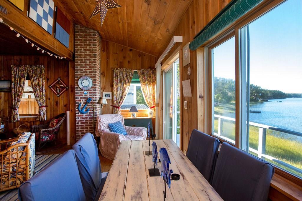 dining room with a view.