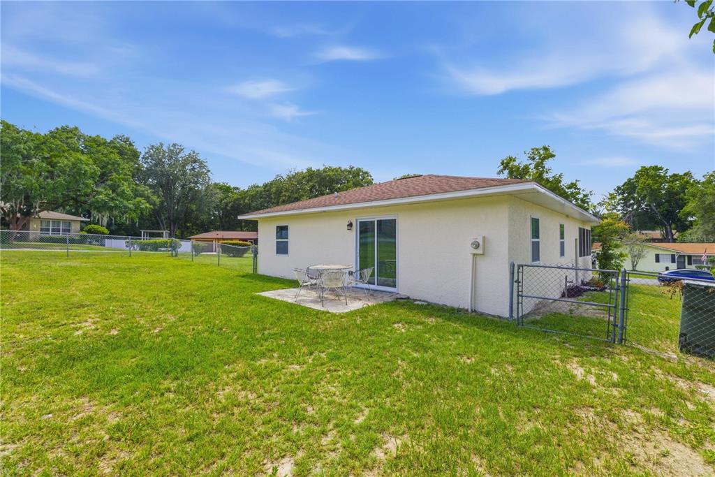 34 Lake Ct Loop Ocala, FL 34472 - Photo 27 of 30