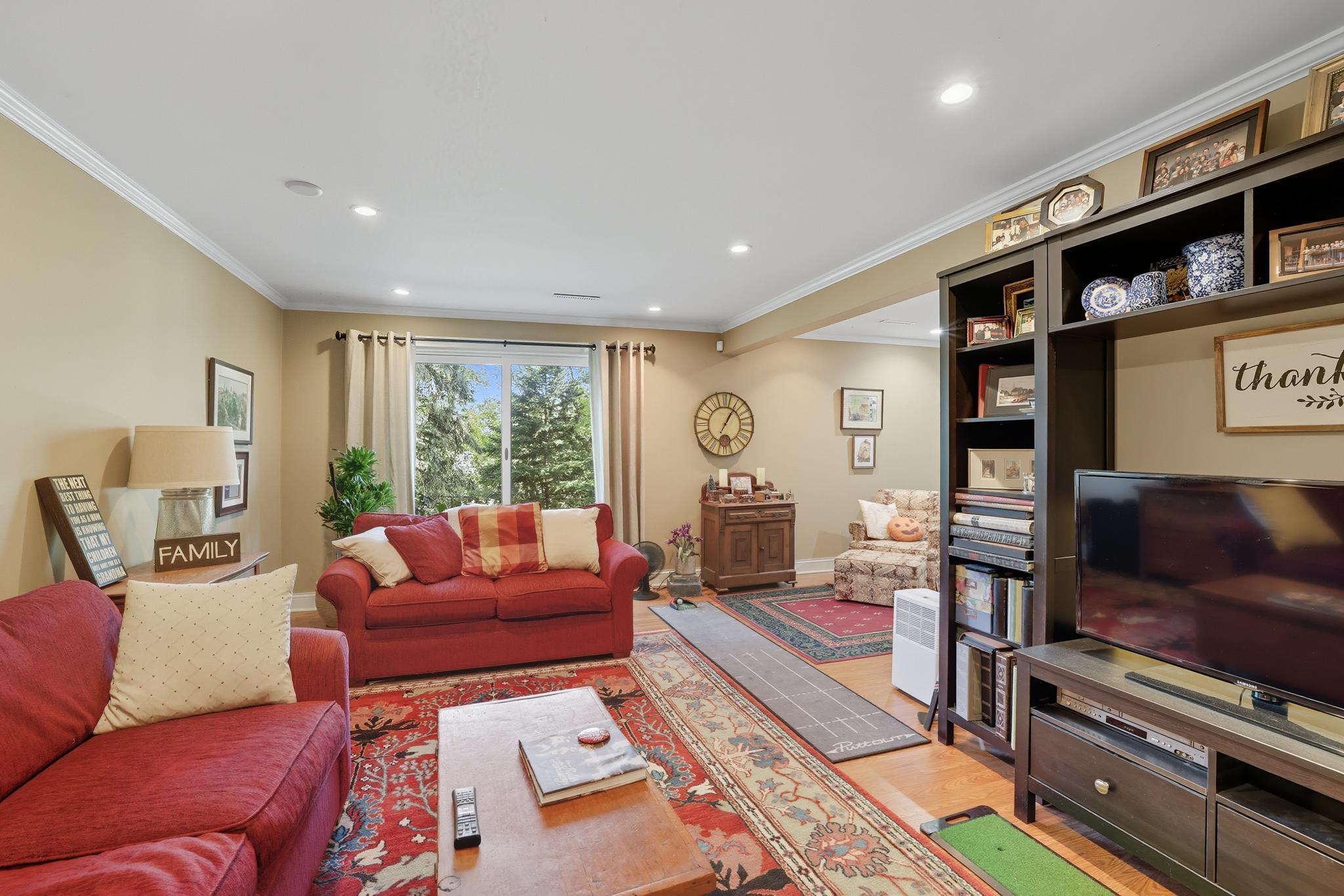 1115 Edgcumbe Road St. Paul, MN 55105 - Photo 21 of 36