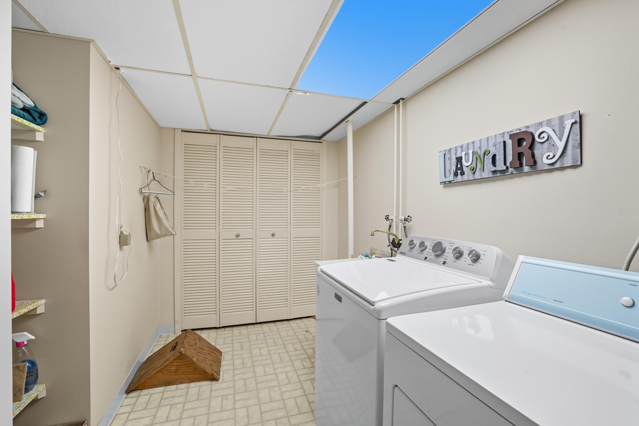 1115 Edgcumbe Road St. Paul, MN 55105 - Photo 25 of 36