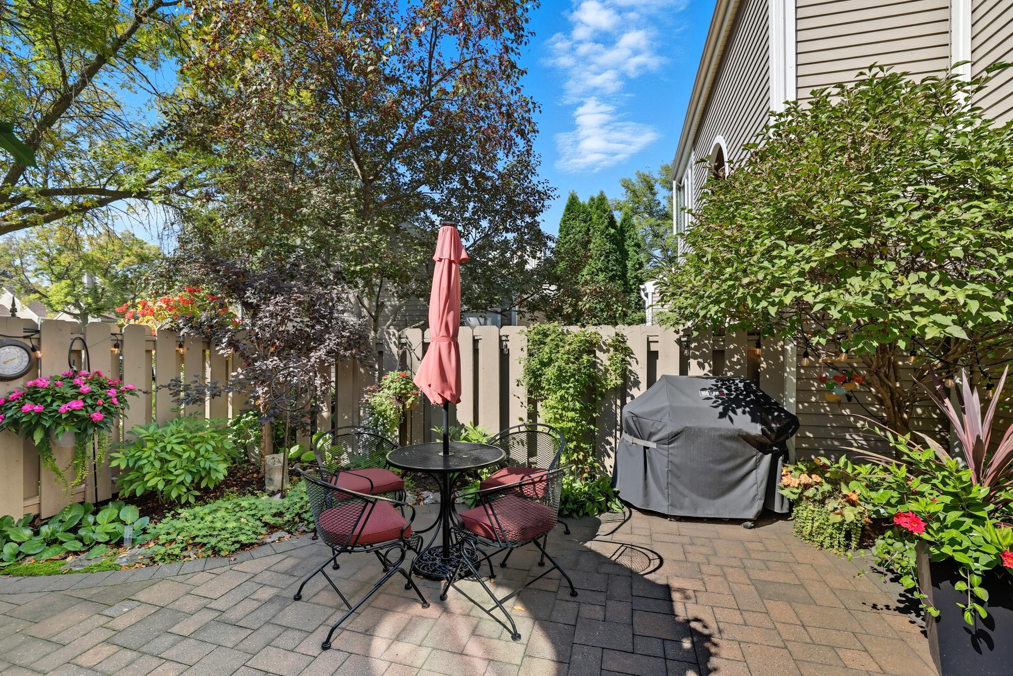 1115 Edgcumbe Road St. Paul, MN 55105 - Photo 33 of 36