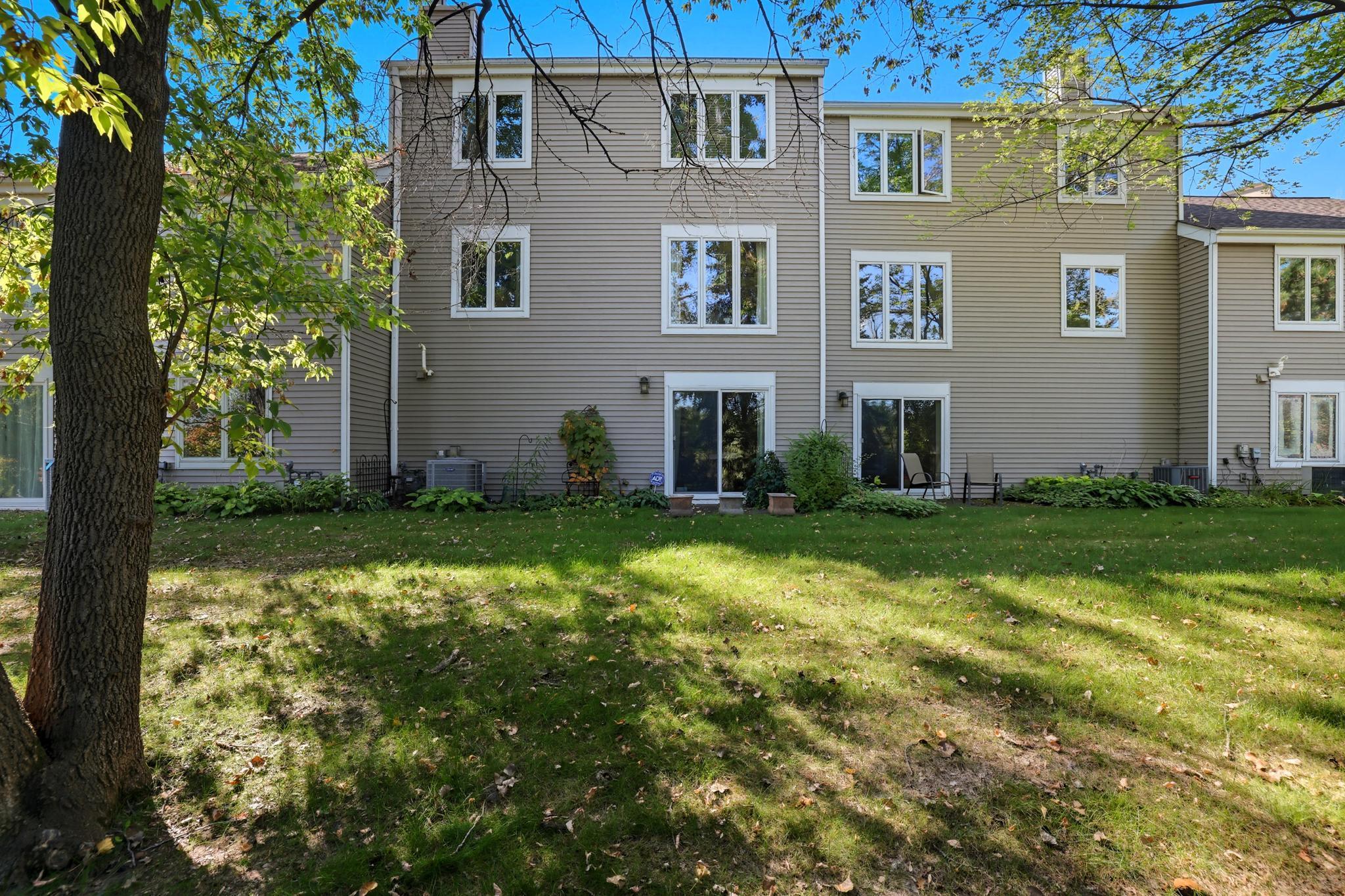 1115 Edgcumbe Road St. Paul, MN 55105 - Photo 35 of 36