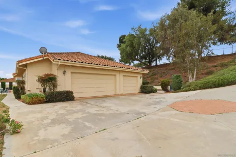 $1,200,000 | 3844 Alta Vista Drive, Fallbrook, CA 92028