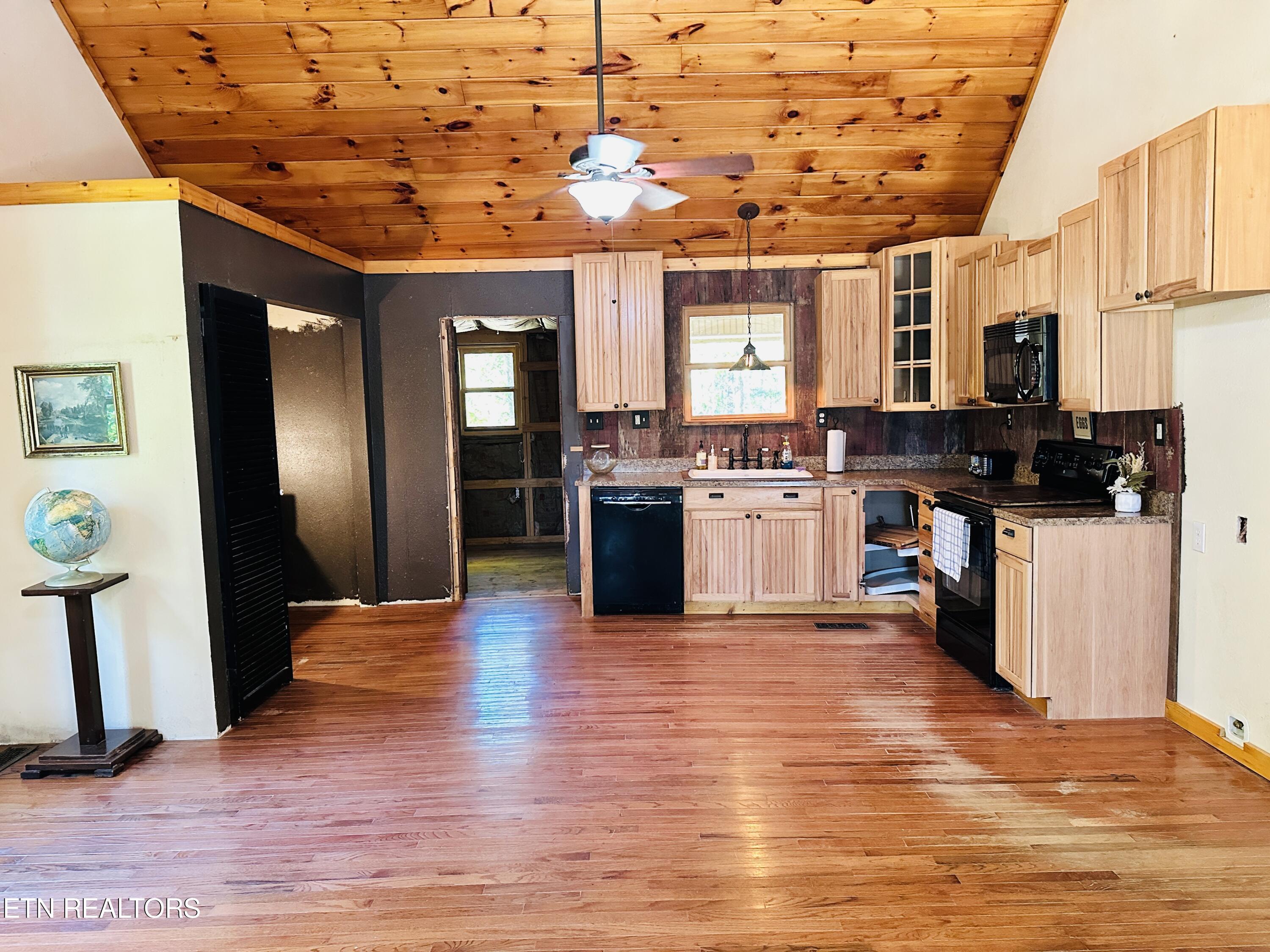 1489 Cleo Johnson Road Allons, TN 38541 - Photo 11 of 41 IMG_9478