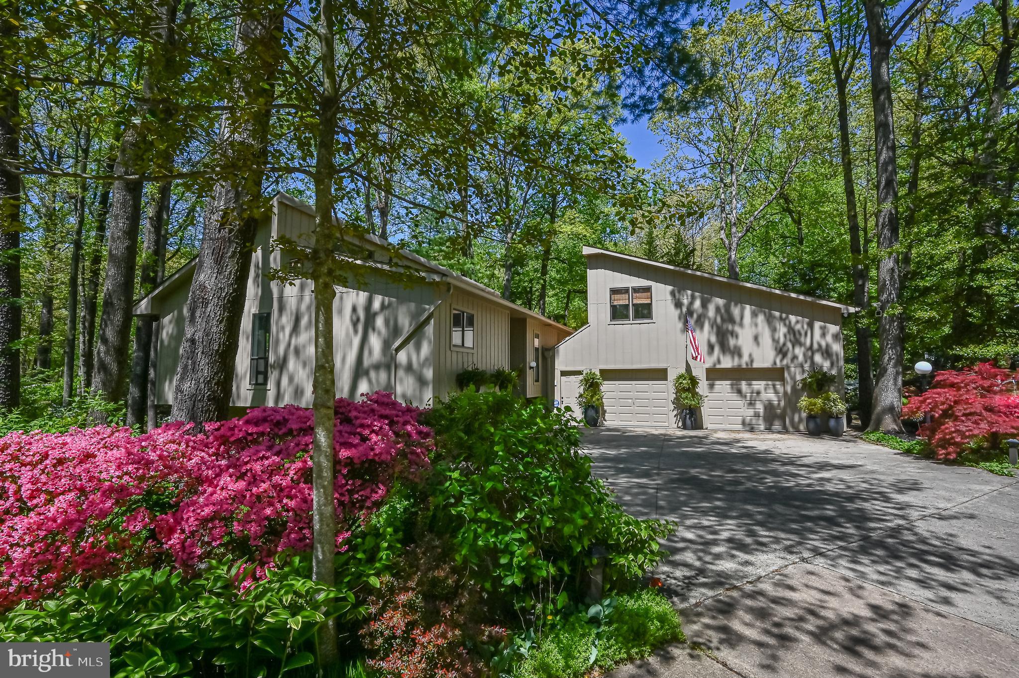 2000 Halyard Lane Reston, VA 20191 - Photo 1 of 56 Gallery Image 1