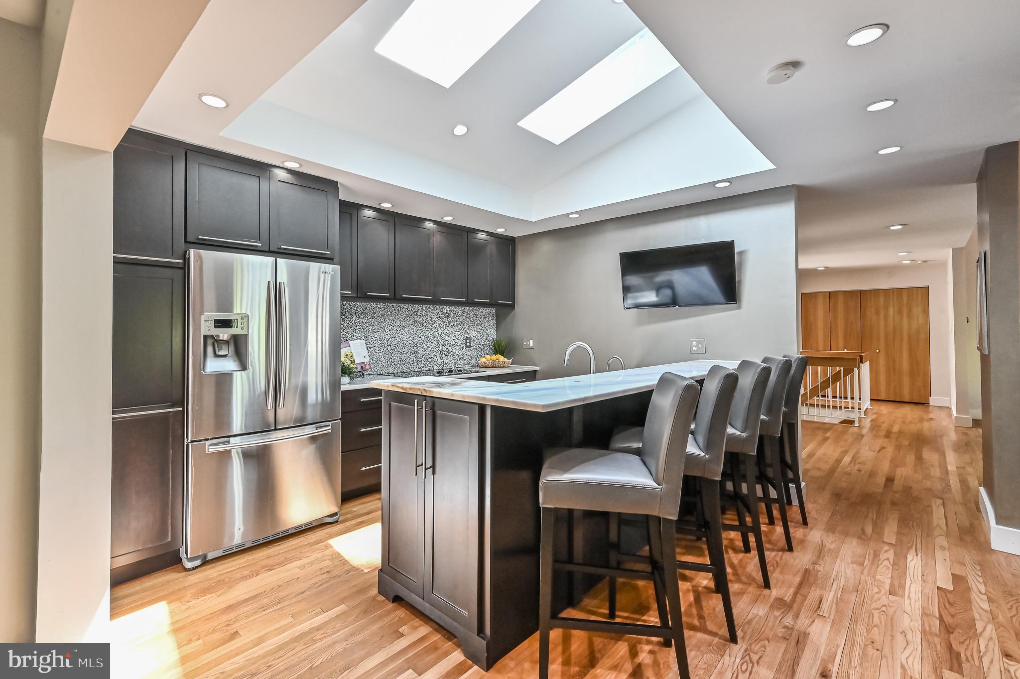 2000 Halyard Lane Reston, VA 20191 - Photo 12 of 56 Beautiful Remodeled Kitchen with Bar Seating