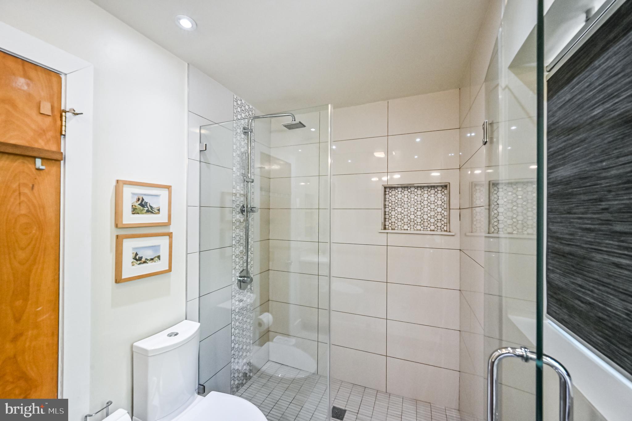 2000 Halyard Lane Reston, VA 20191 - Photo 23 of 56 Full Walk in shower in Primary Bath