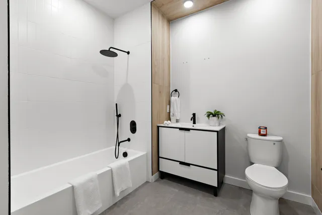 $570,000 | 35 Orchard Street, Unit 604, Jersey City, NJ 07306