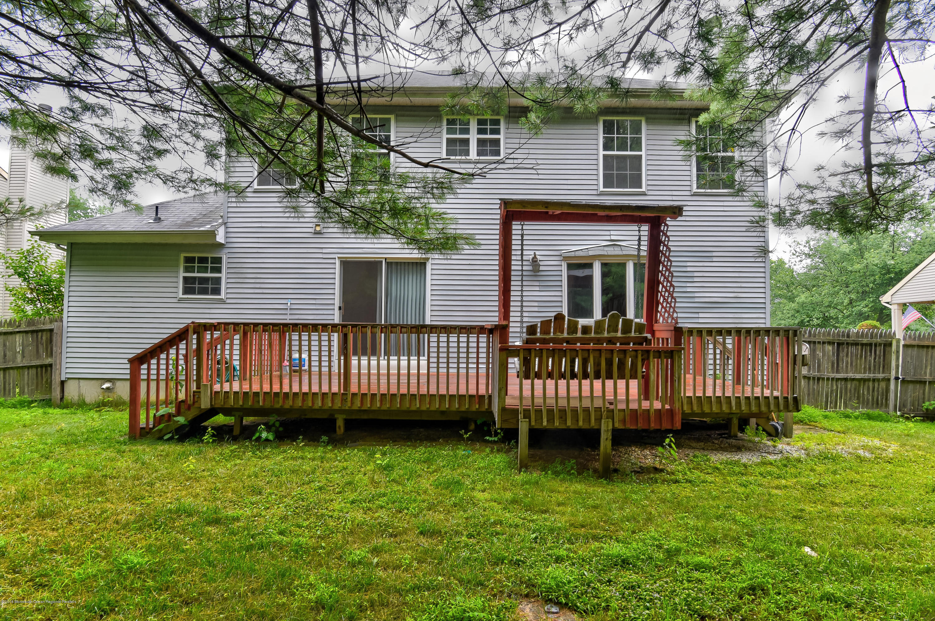31 Enclosure Drive Morganville, NJ 07751 - Photo 20 of 22 DSC_5487_8_9-31