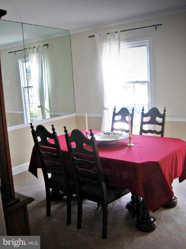 13212 Delaney Road Woodbridge, VA 22193 - Photo 5 of 30 Dining Room