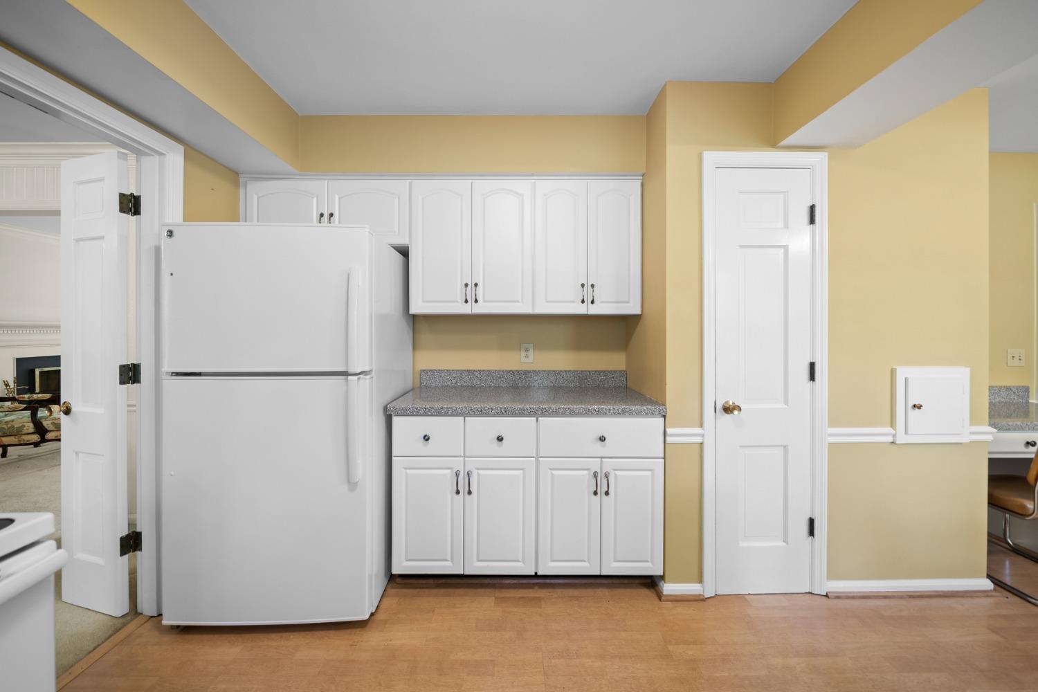 8100 Shawnee Run Road Cincinnati, OH 45243 - Photo 13 of 49 Gallery Image 13