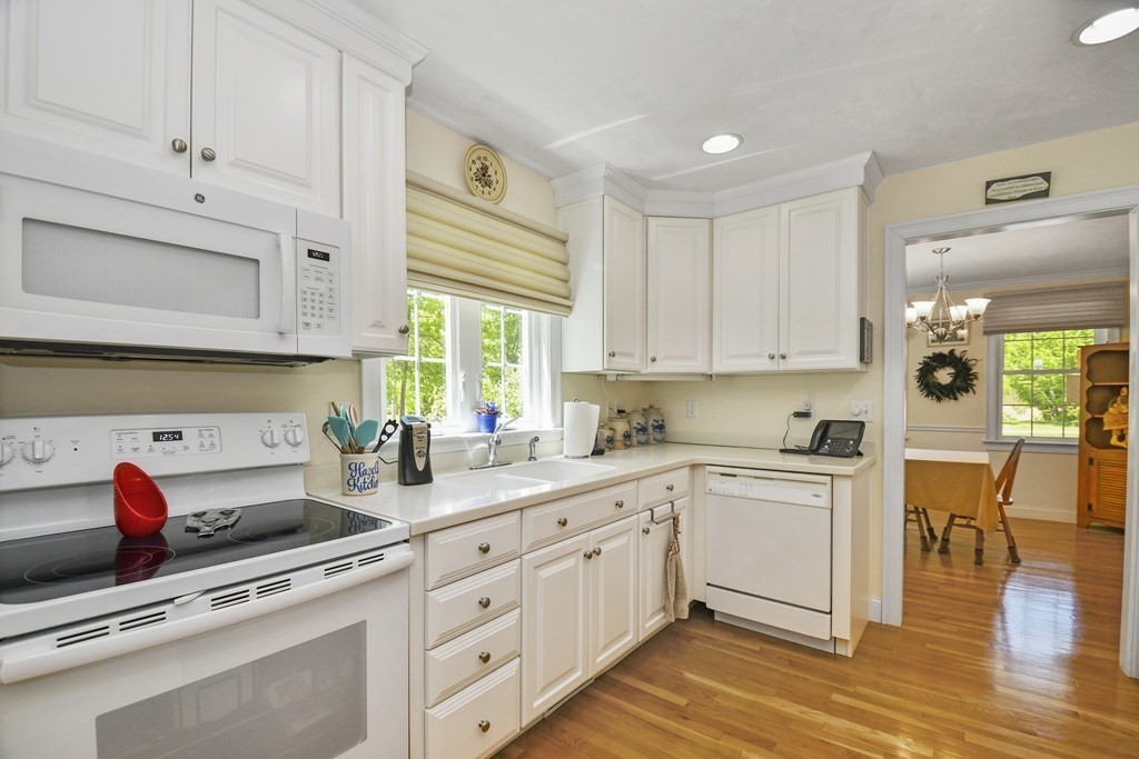 130 Summer Road, Unit 130 Boxborough, MA 01719 - Photo 9 of 32 Gallery Image 9