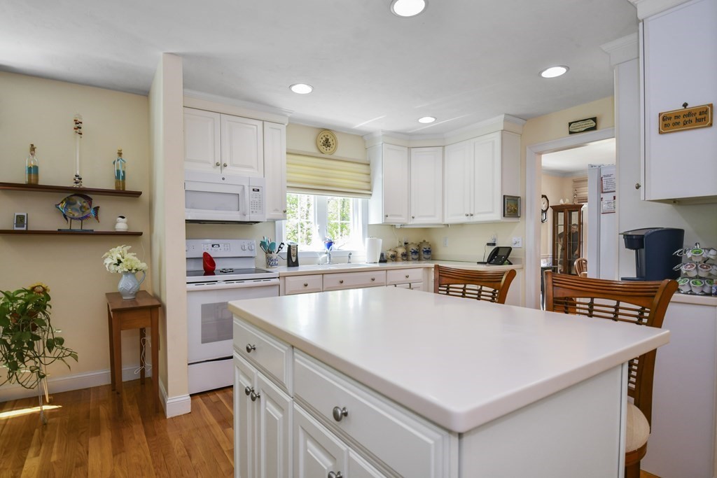 130 Summer Road, Unit 130 Boxborough, MA 01719 - Photo 10 of 32 Gallery Image 10