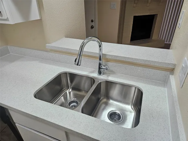 a close view of sink and tap