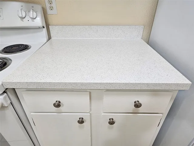 $89,000 | 1500 Bay Area Boulevard, Unit 141, Houston, TX 77058