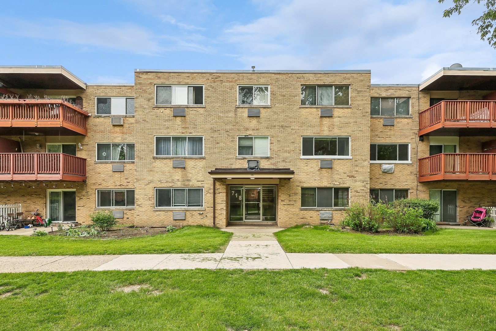 718 Dempster Street, Unit G106 Mount Prospect, IL 60056 - Photo 1 of 16