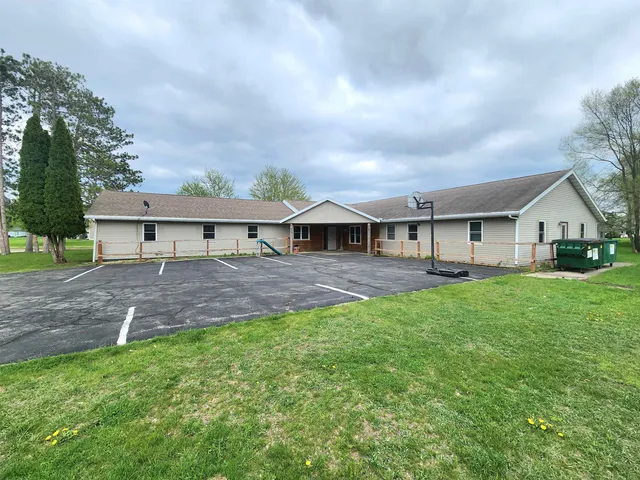 $350,000 | 107 Gillette Street, Pardeeville, WI 53954