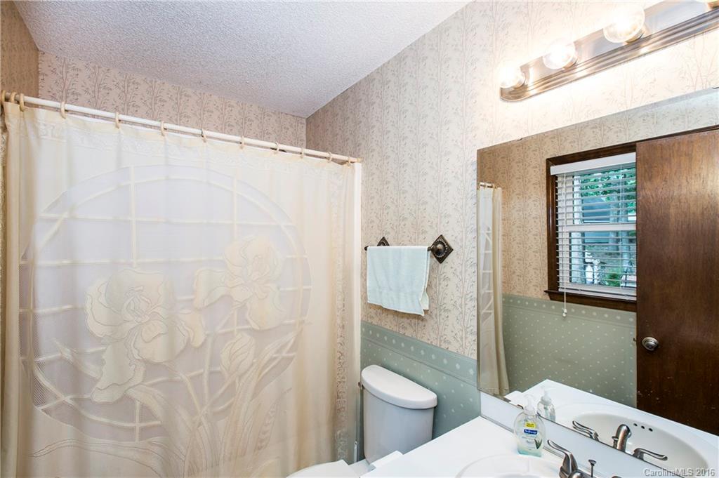 2112 Stallings Road, Unit 1 Matthews, NC 28104 - Photo 13 of 23 Gallery Image 13