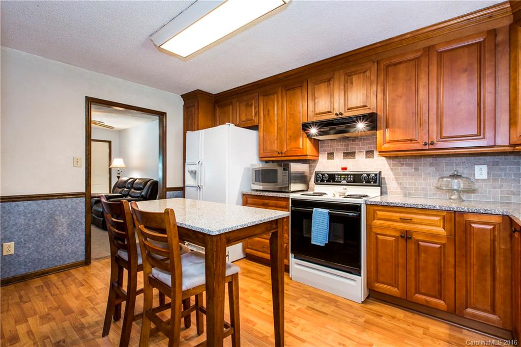 2112 Stallings Road, Unit 1 Matthews, NC 28104 - Photo 9 of 23 Gallery Image 9