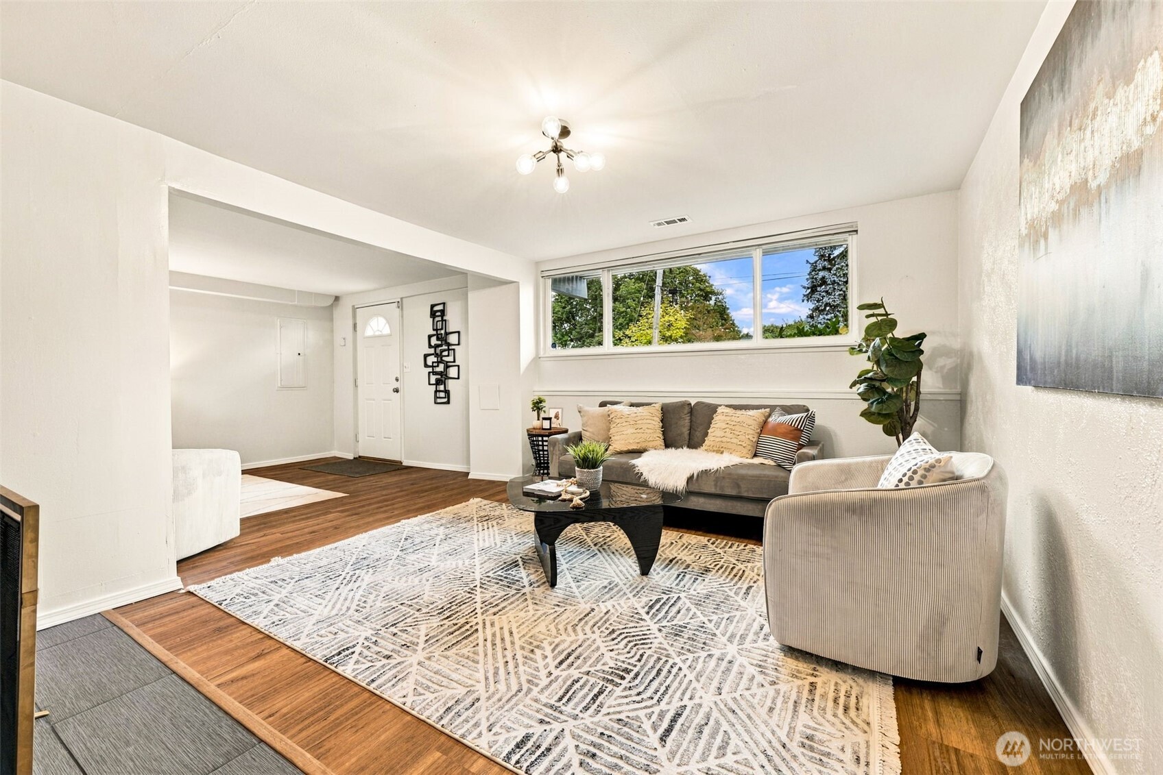 5339 South Ruggles Street Seattle, WA 98178 - Photo 17 of 29 Gallery Image 17