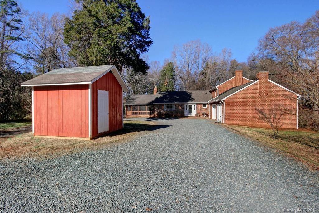4780 Charlie Hipp Road Charlotte, NC 28214 - Photo 6 of 27 Gallery Image 6